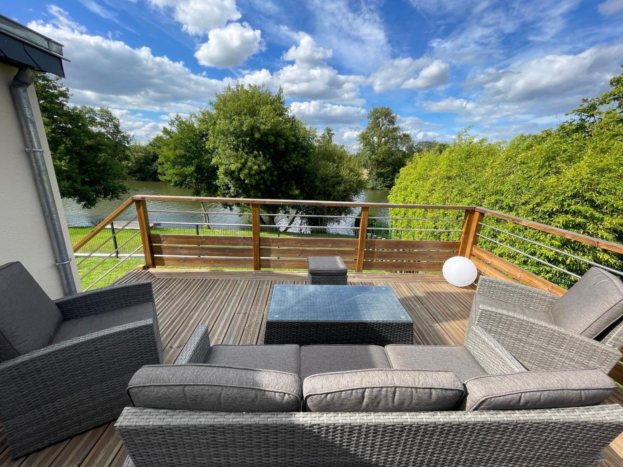Cosy A Avec Terrasse Et Vue Riviere - Fr-1-410-424 Holiday home