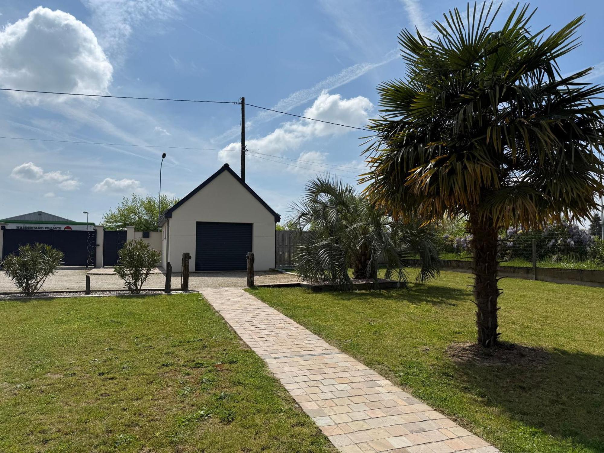 Cosy A Avec Terrasse Et Vue Riviere - Fr-1-410-424 * La Flèche